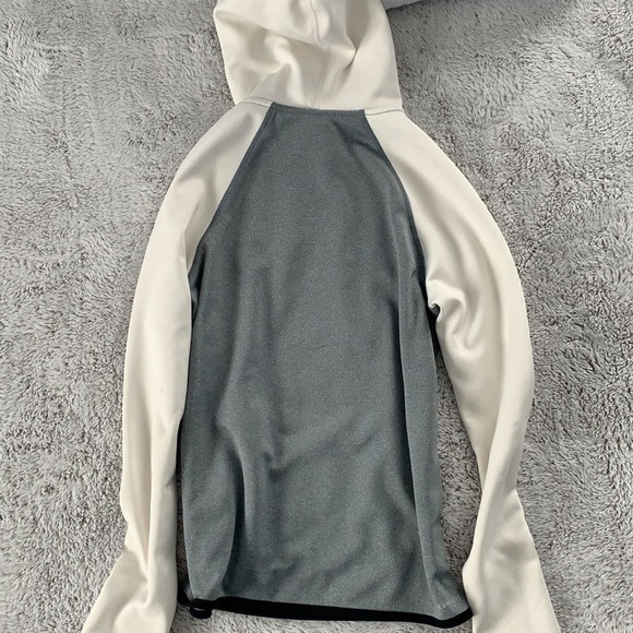 Nike sweatshirt - Picture 2 of 3